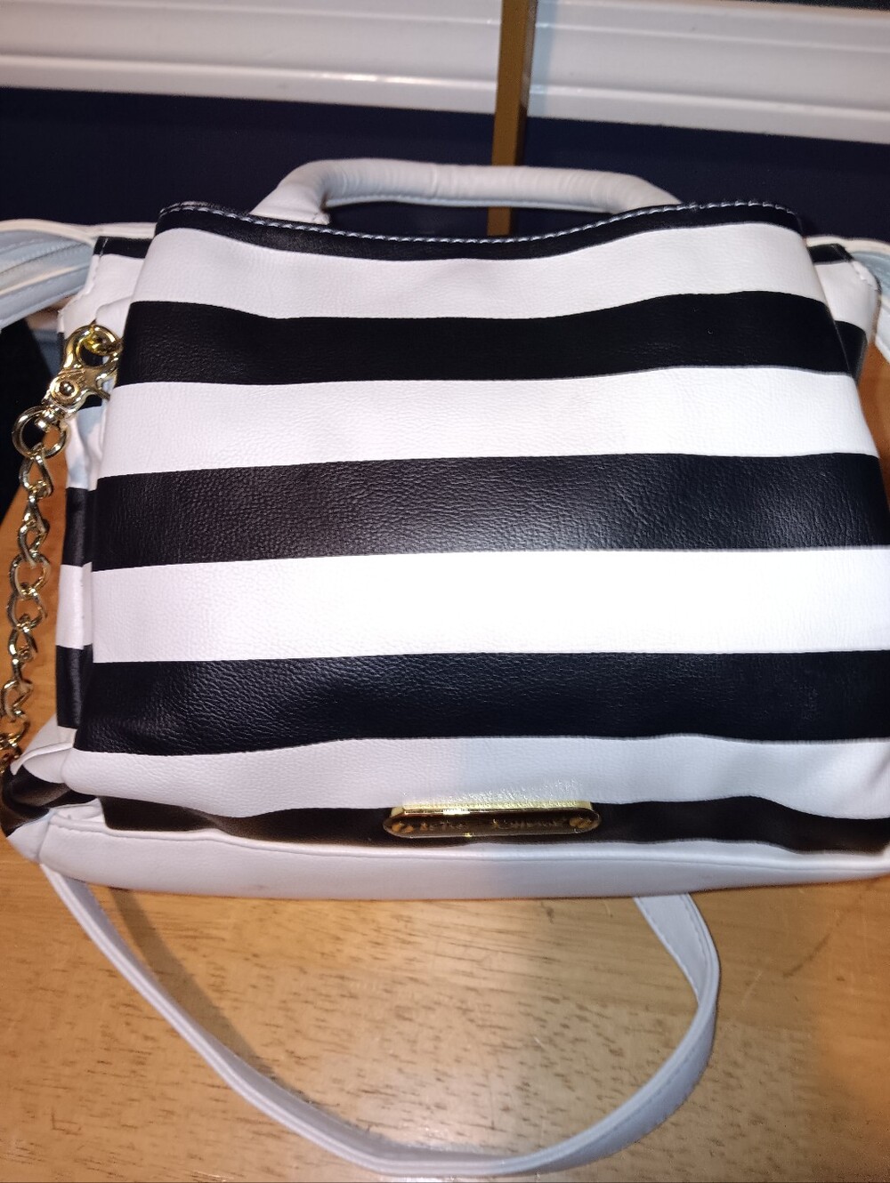 Betsey Johnson Striped Pink Bow Shoulder Bag - Picture 2 of 5